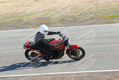 media/Feb-05-2023-Classic Track Day (Sun) [[c35aca4a42]]/Group 2/session 1 turn 9/